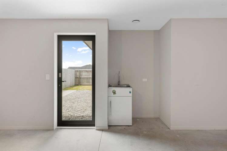 38 Nicolau Av Rolleston_16