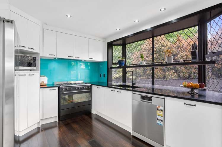 6 Carnoustie Drive Wattle Downs_5