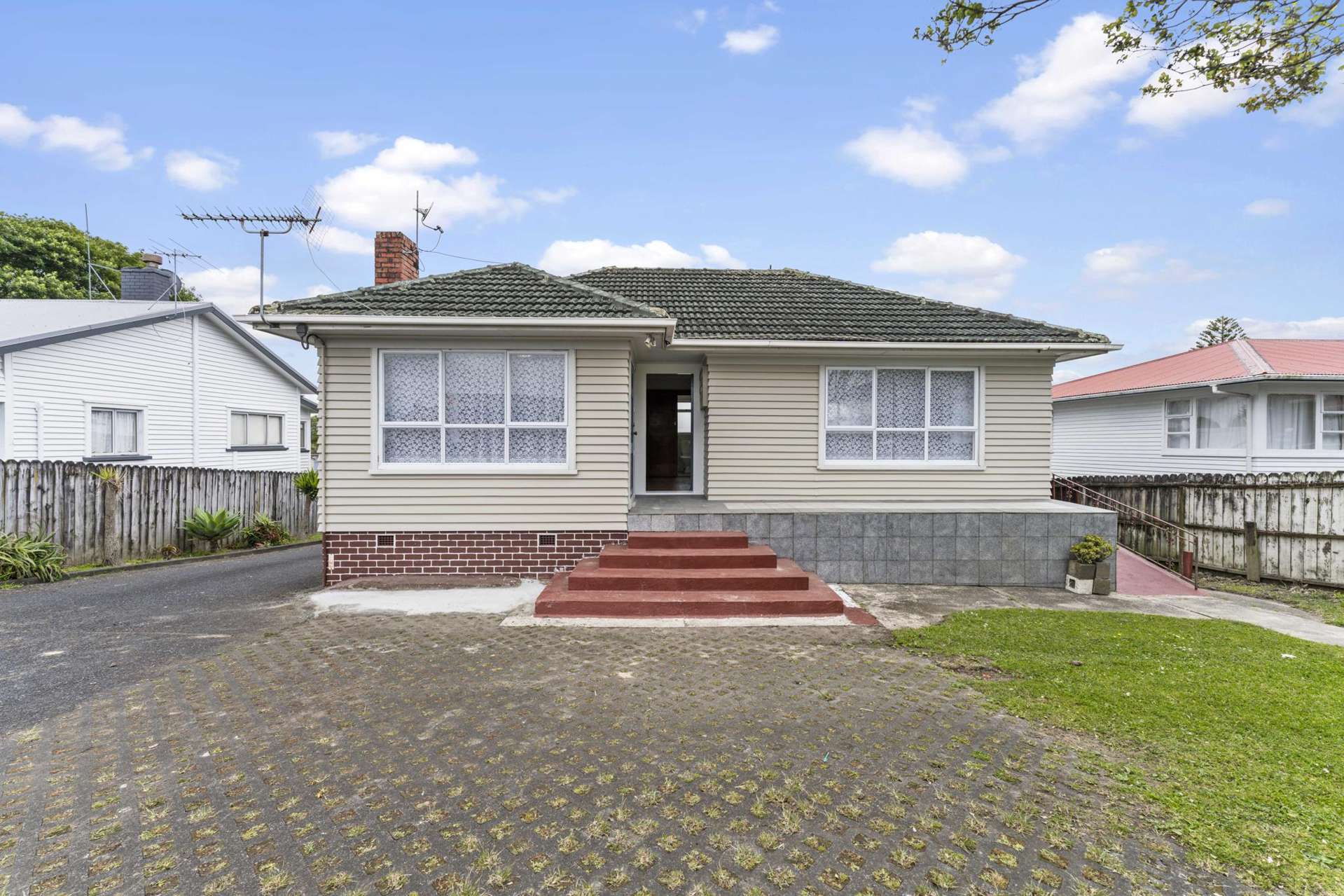 3181 Great North Road New Lynn_0