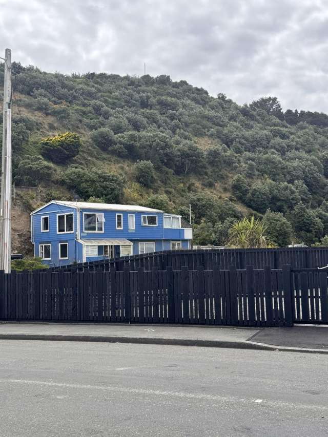 66a Owhiro Bay, Owhiro Bay