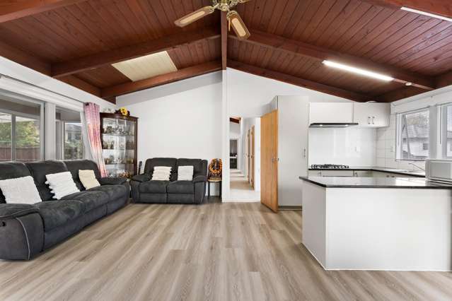 1/255 Swanson Road Henderson_3