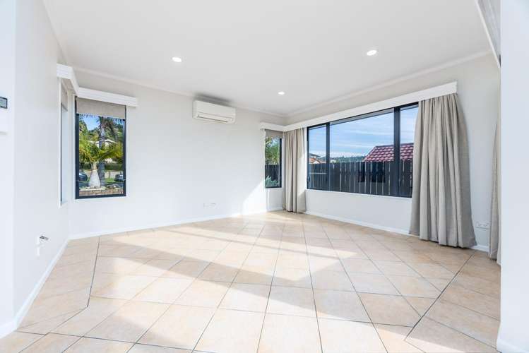 139 Roberta Crescent Orewa_2