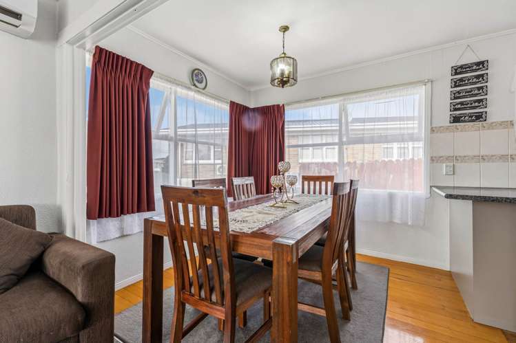 30 McKean Avenue Manurewa_7