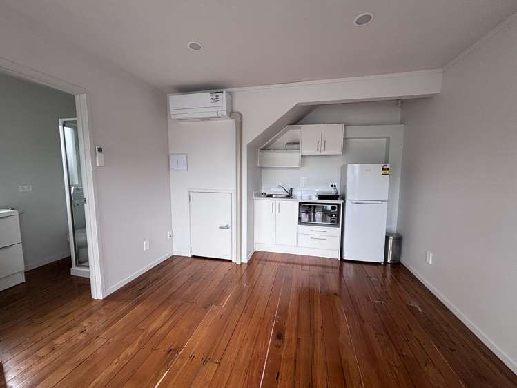 Units 182B and 186B, 182-192 Manukau Road Epsom_7