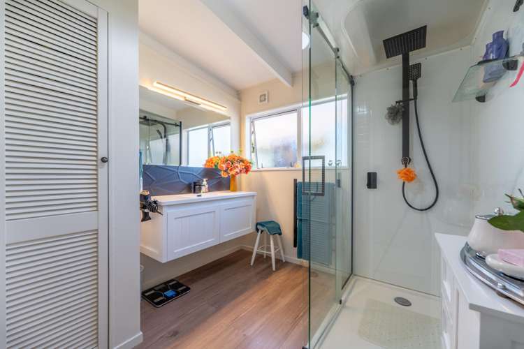 584 Woodbury Road Woodbury_10