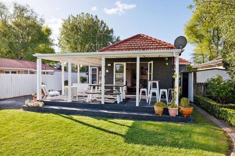 58 Albert Street Hamilton East_15