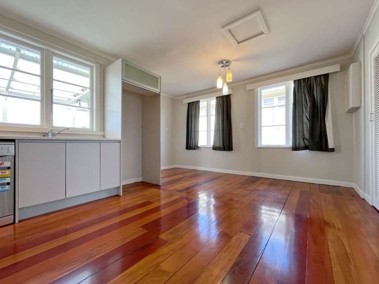 30 Fruitvale Road New Lynn_7