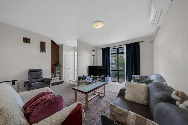 57/2 Armoy Drive East Tamaki_5