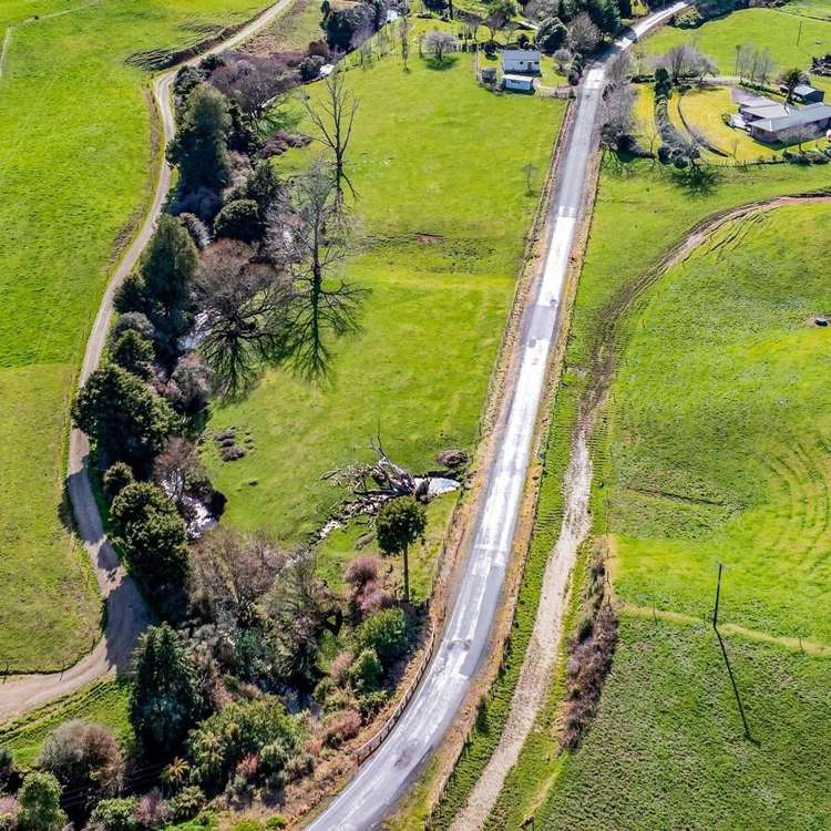 2445 Tarata Road Tarata_22