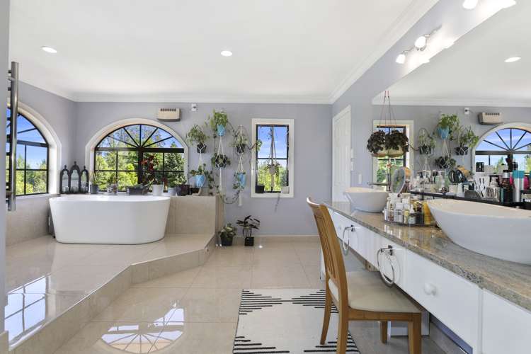 7 Deborah Rise Maunganamu_22