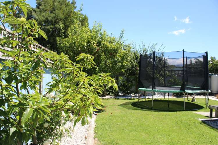 32 Richmond Road Carterton_15