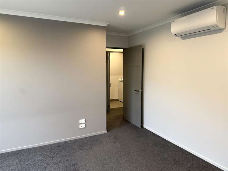 21 Ashley Drive Paroa_10