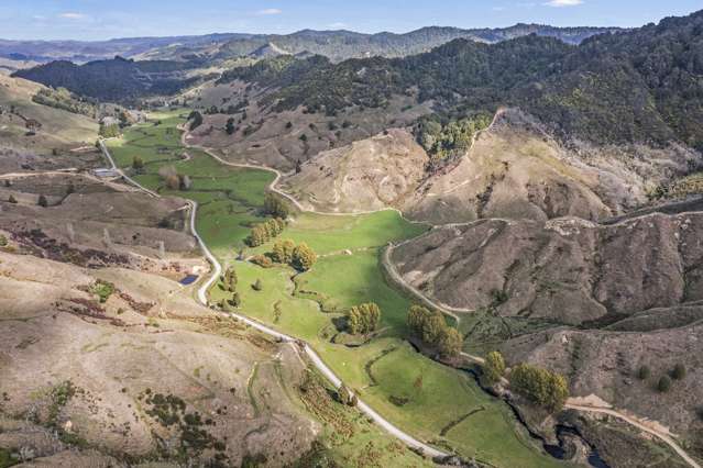 23 Hapurua Road Ohura_4