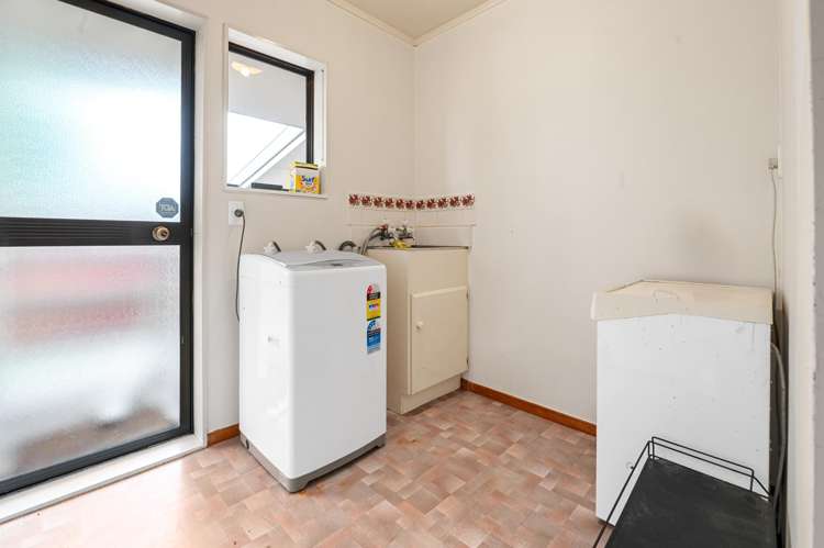 246 Clyde Street Hamilton East_6