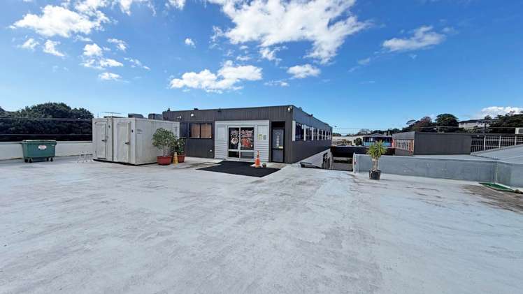 Level 1/748 Beach Road Browns Bay_5
