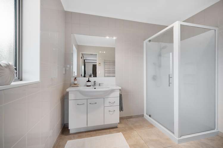 91 Whaka Street Maungaturoto_14