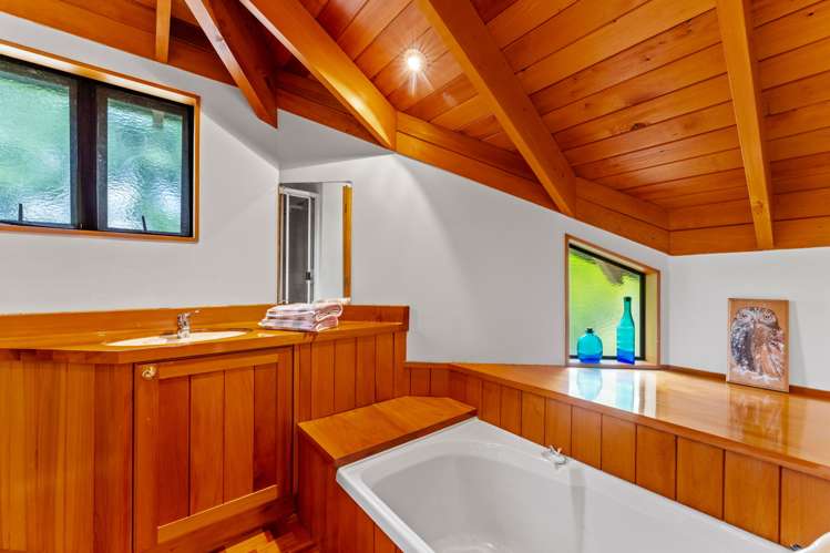 1/62 Beach Road Castor Bay_18