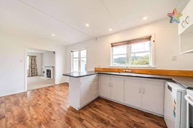 35 Frederick Street Wainuiomata_2