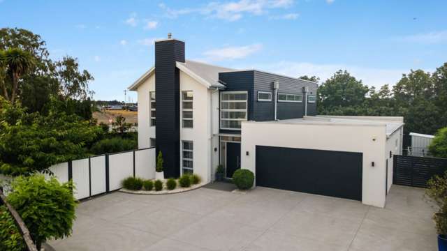 Vendors Commitment Clear—Priced to Sell.