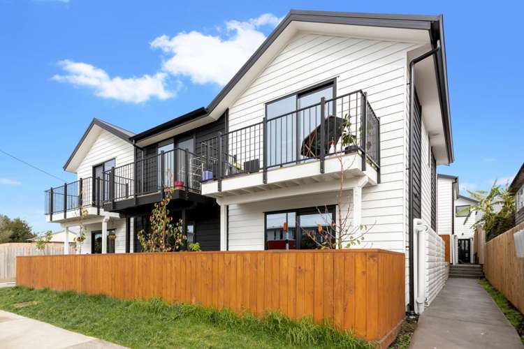 3/6 Saint Leonards Road Kelston_0