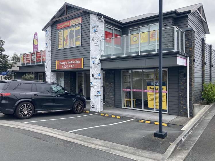 Unit 1/109 Thomas Road_0