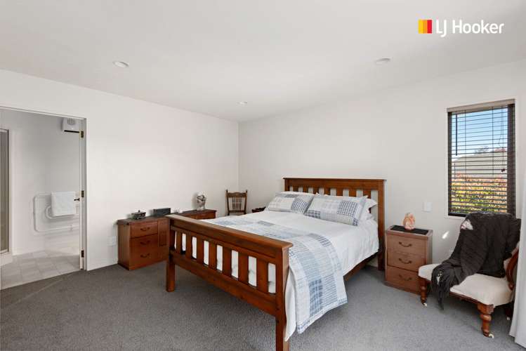 47 Glenbrook Drive Mosgiel_11