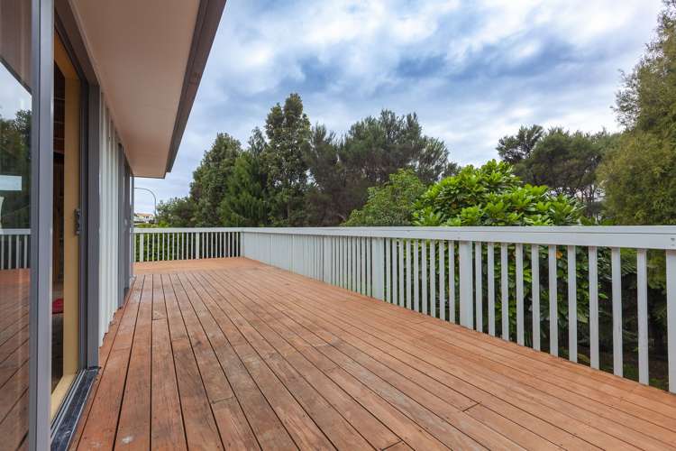 4 Magnolia Drive Cable Bay_23