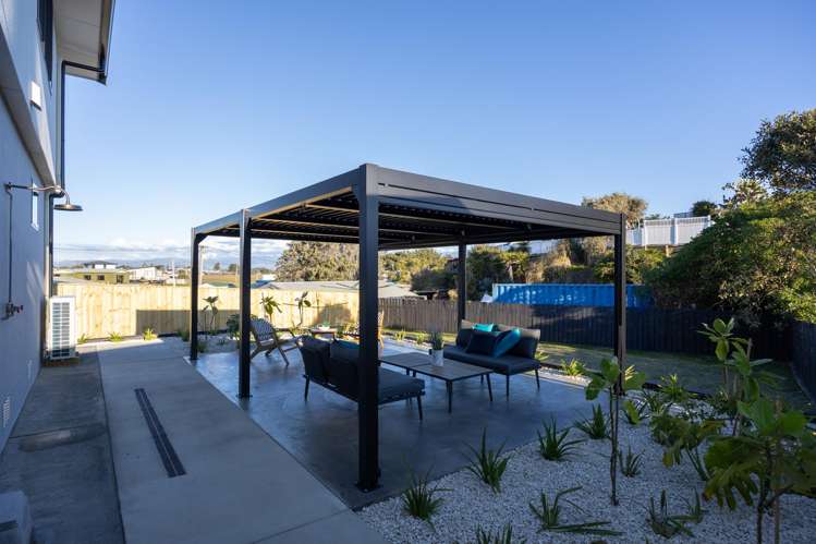 2 Ocean Beach Street Foxton Beach_5