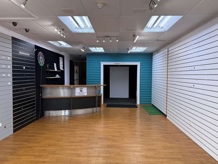 Shop 1, 98 Dickens Street Napier South_10