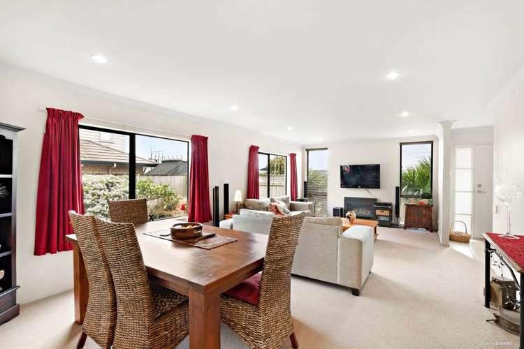 6 Scotsmoor Drive Wattle Downs_7