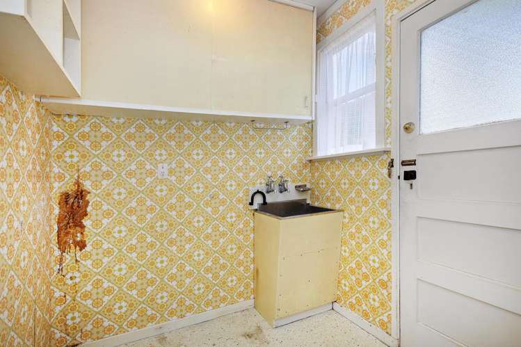 107 Wilkie Crescent Naenae_15