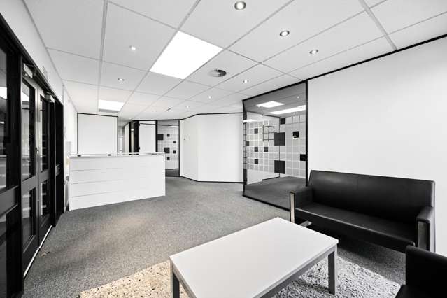 1088D Victoria Street Hamilton Central_3