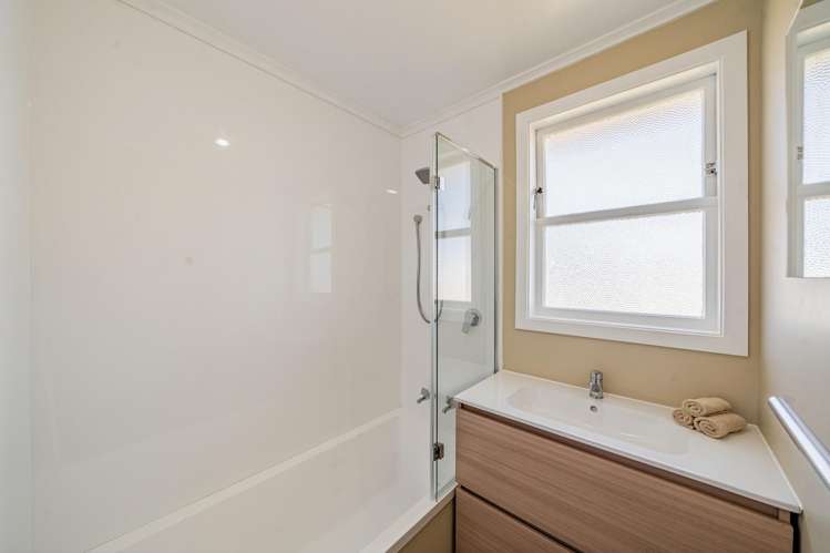 84 Shakespeare Avenue Trentham_17
