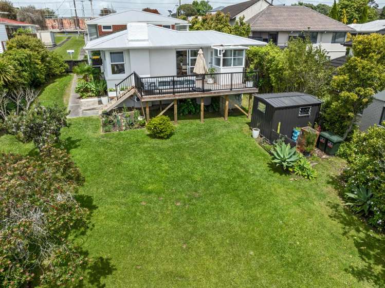 3/619 Beach Road Rothesay Bay_1