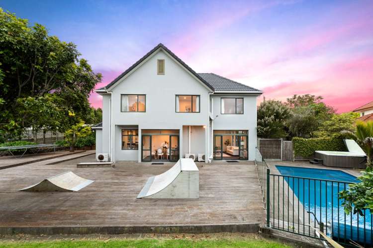 15 Almond Grove Greenhithe_6