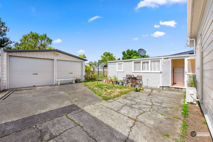 8 Buick Street Petone_10