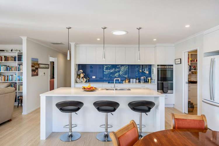 6 Lees Cove Karaka_14