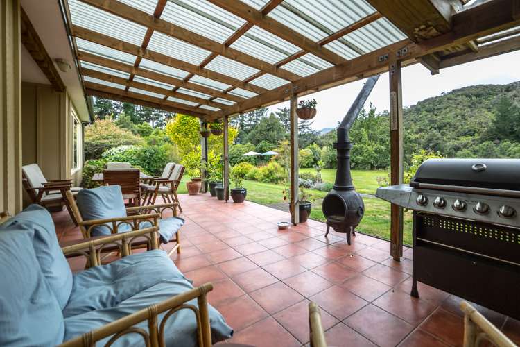 1789 State Highway 2 Kaitoke_25