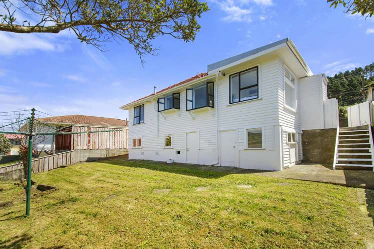 22 Franklyn Road Tawa_16