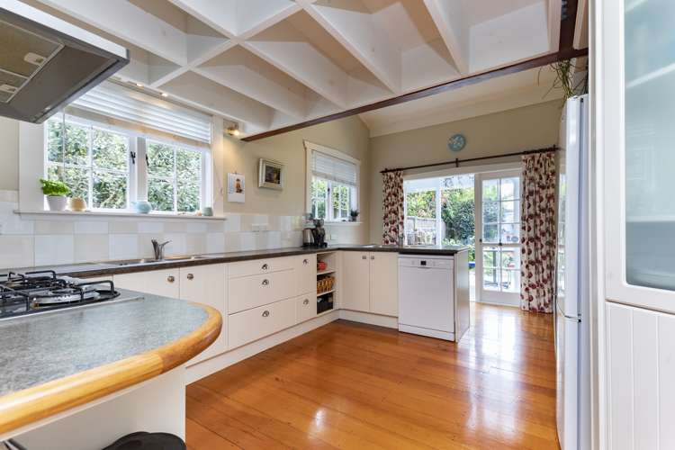 15 Fairholme Avenue Epsom_12