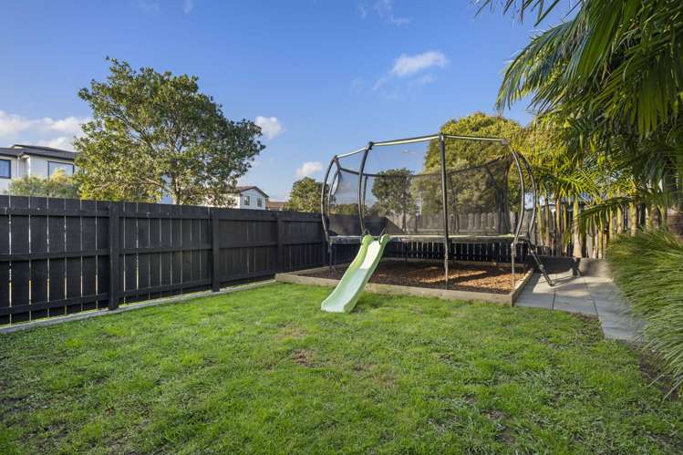 2/21 Gosford Drive Botany Downs_20