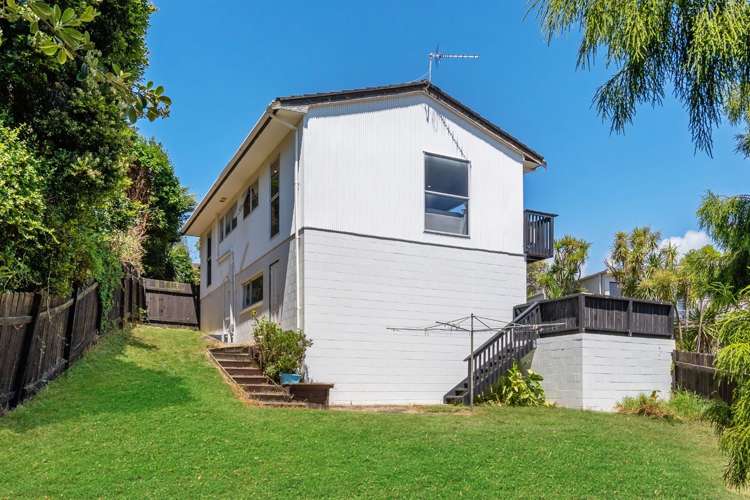 2/76 Heathcote Road Castor Bay_12
