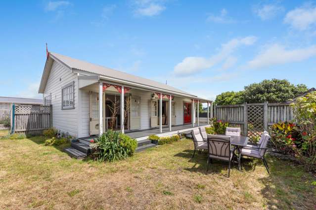 1 Eruini Street Waikanae Beach_4