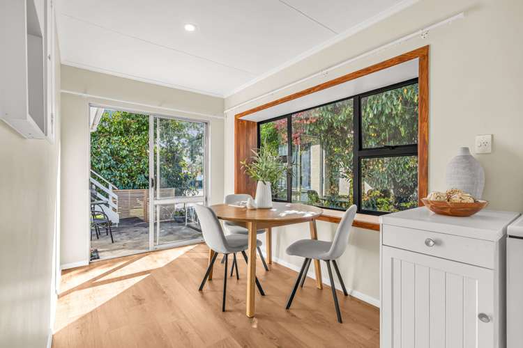 15 Willow Avenue Stoke_6