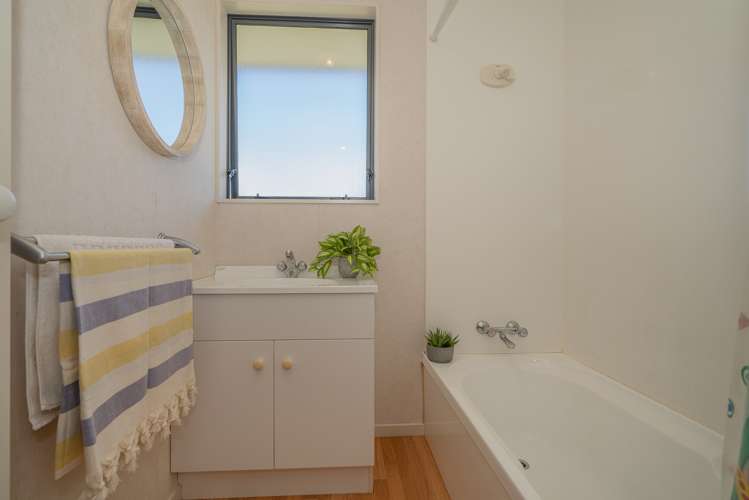 45 Charles Green Drive Cooks Beach_14