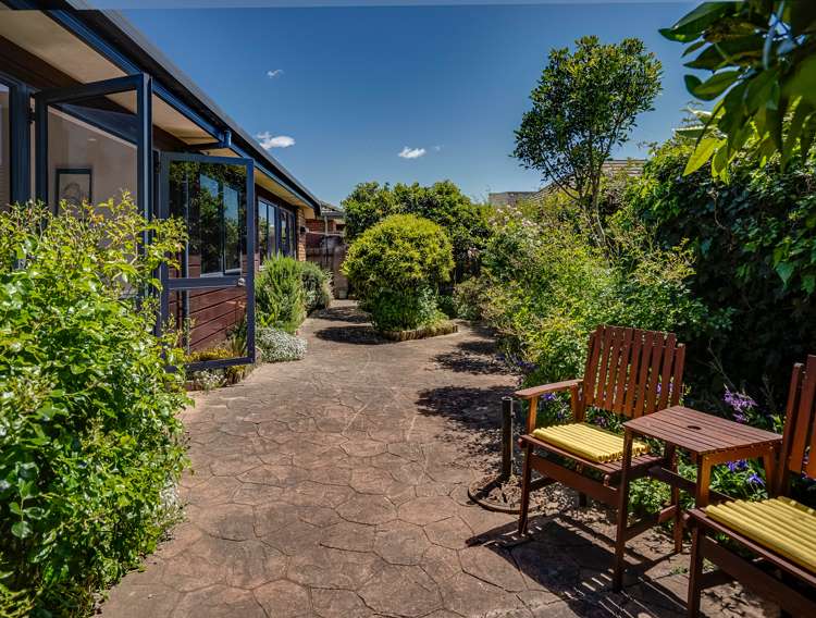 3 Highgrove Way The Wood_12