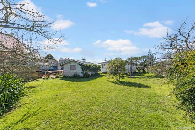 37 Neil Avenue Te Atatu Peninsula_1