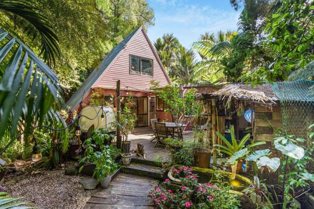 828 West Coast Road Oratia_4