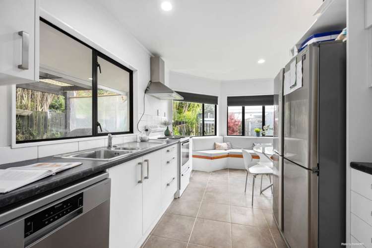 1/18 Doyly Drive Stanmore Bay_5