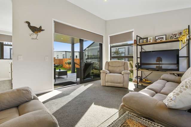 245/61 Golden Sands Drive Papamoa Beach_1